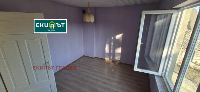 Продава КЪЩА, с. Караманите, област Варна, снимка 3 - Къщи - 48808577