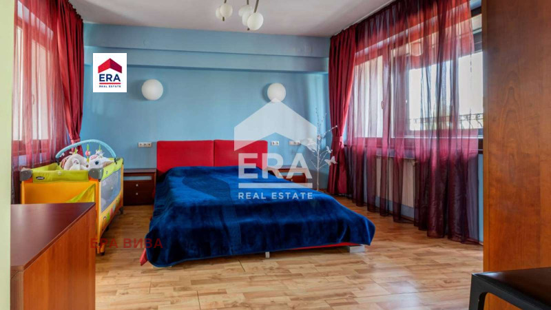 Продава КЪЩА, гр. София, м-т Киноцентъра, снимка 4 - Къщи - 53496499