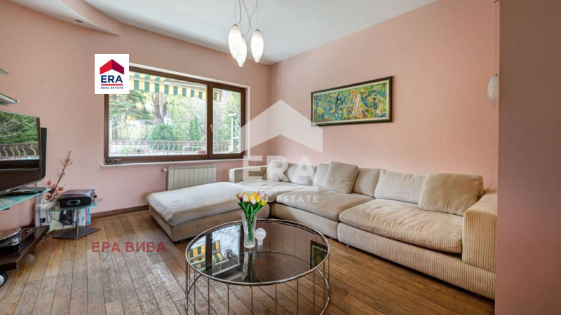 Продава КЪЩА, гр. София, м-т Киноцентъра, снимка 16 - Къщи - 53496499