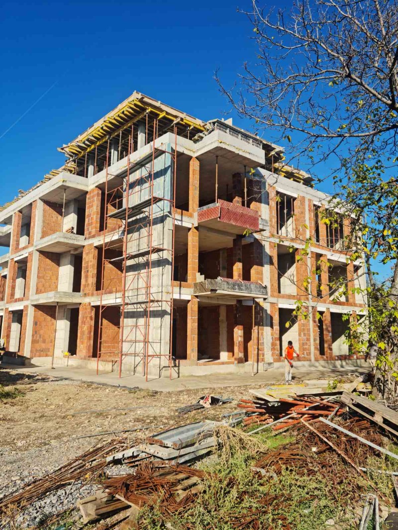 Продава 3-СТАЕН в град София, Враждебна - 121 кв.м / 266 816 € » 521 846.74 лв., ЛИВ ИН СОФИЯ