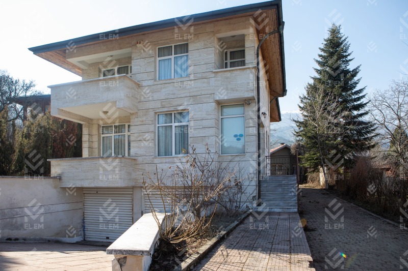 Продава КЪЩА в град София, в.з.Симеоново - Драгалевци - 350 кв.м / 990 000 € » 1 936 271.70 лв., АГЕНЦИЯ ЕЛ-ЕМ ЕООД
