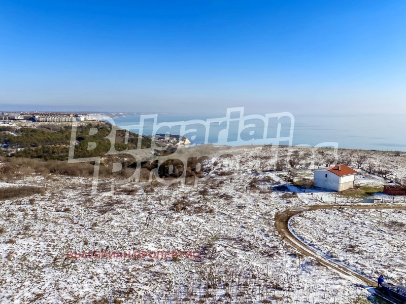 Продава ПАРЦЕЛ в област Добрич, с. Топола - 5141 кв.м / 411 280 € » 804 393.76 лв., БЪЛГЕРИАН ПРОПЕРТИС