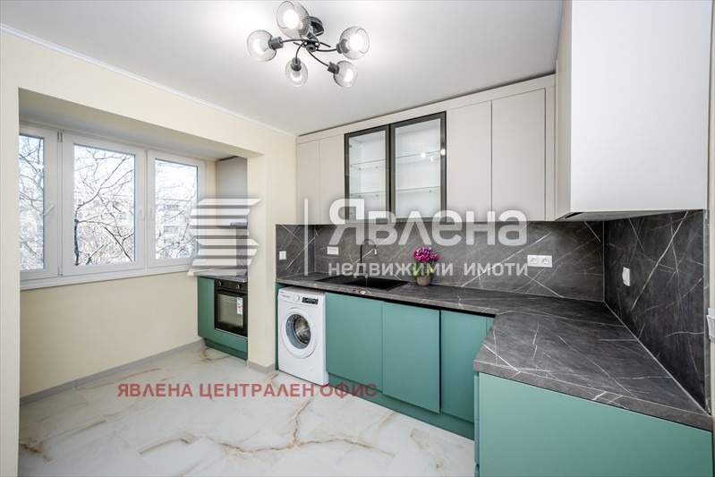 Продава 3-СТАЕН, гр. София, Дианабад