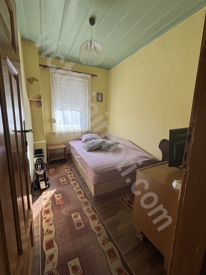 Продава КЪЩА, с. Пчелище, област Велико Търново, снимка 9 - Къщи - 54261776