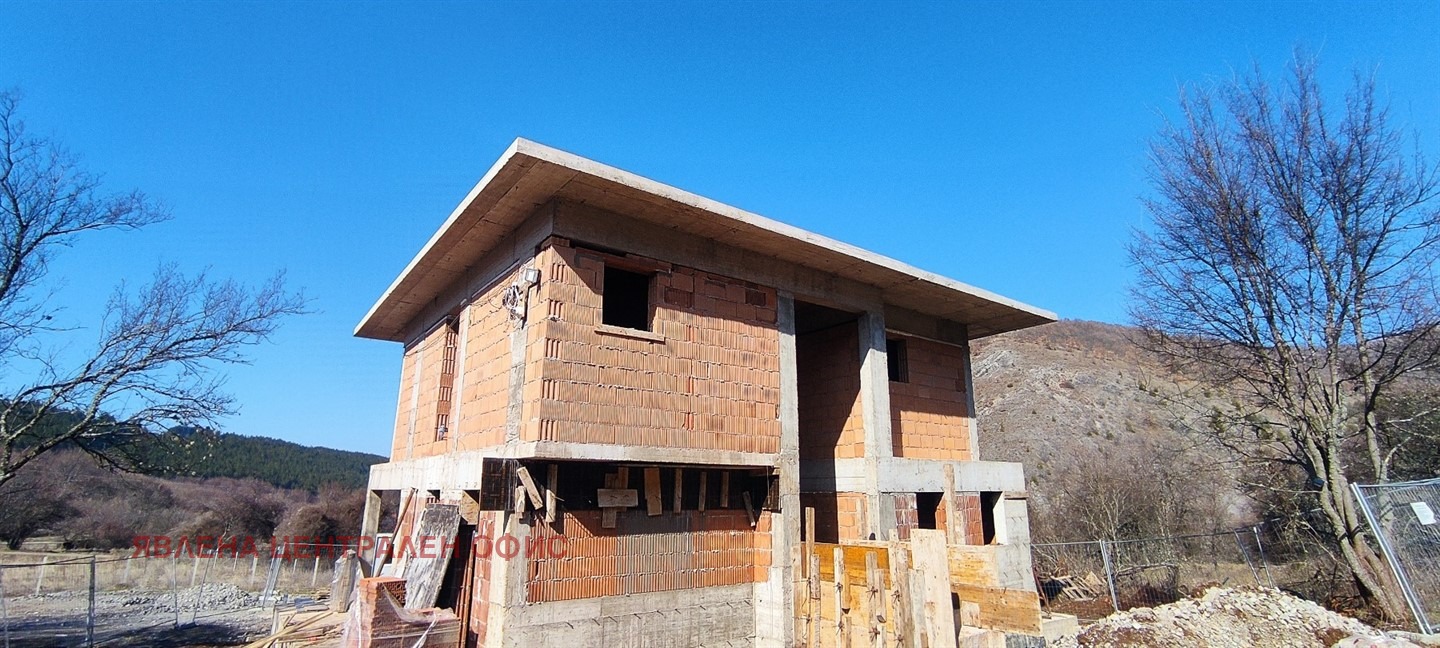 Продава КЪЩА, с. Боснек, област Перник, снимка 5 - Къщи - 53779251