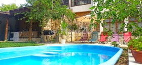 Casa m-t Racitnica, Varna