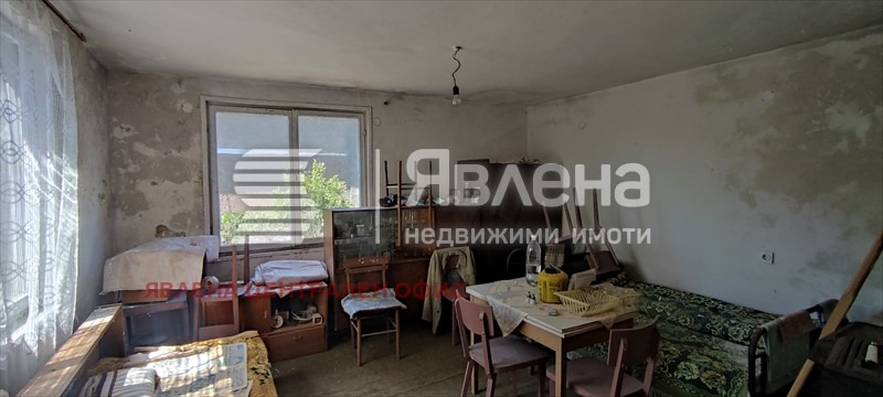 Продава КЪЩА, с. Червена могила, област Перник, снимка 5 - Къщи - 53426132