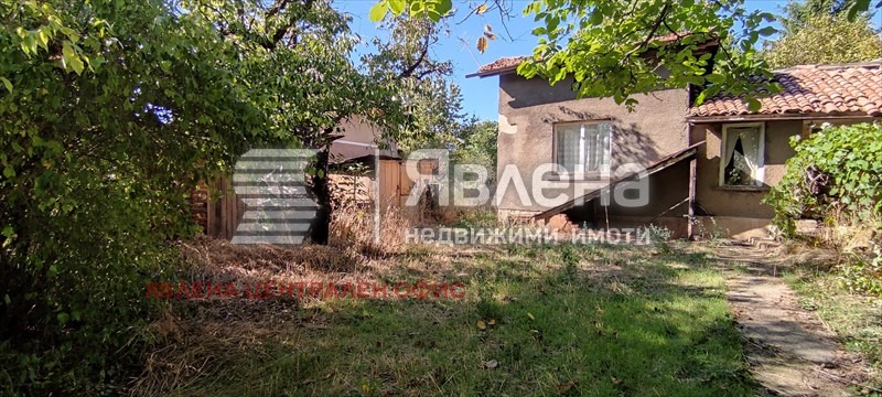 Продава КЪЩА, с. Червена могила, област Перник, снимка 11 - Къщи - 53426132