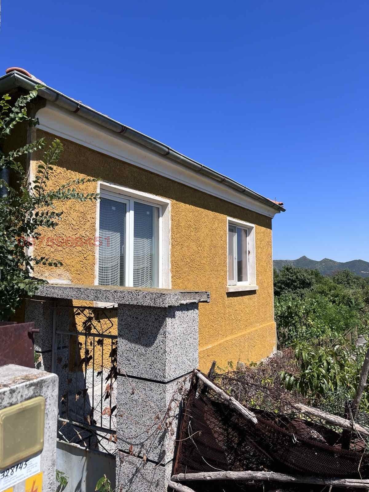 Продава КЪЩА, с. Близнец, област Сливен, снимка 2 - Къщи - 53810156