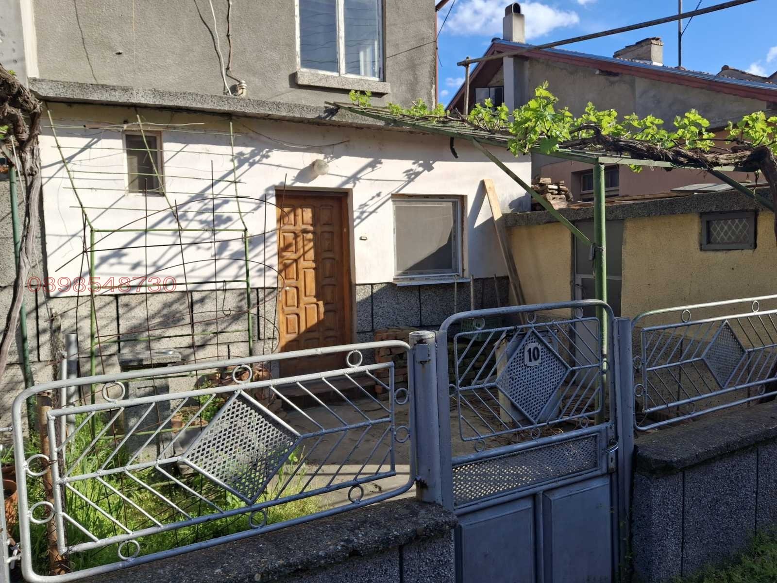 Продава КЪЩА, гр. Силистра, Изток