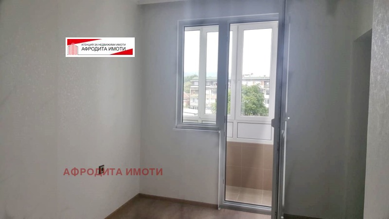 Продава 2-СТАЕН, гр. Стара Загора, Център, снимка 5 - Апартаменти - 52721160