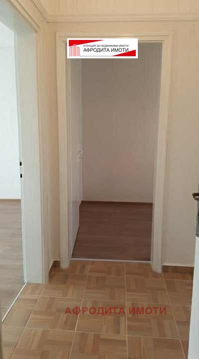 Продава 2-СТАЕН, гр. Стара Загора, Център, снимка 3 - Апартаменти - 52721160