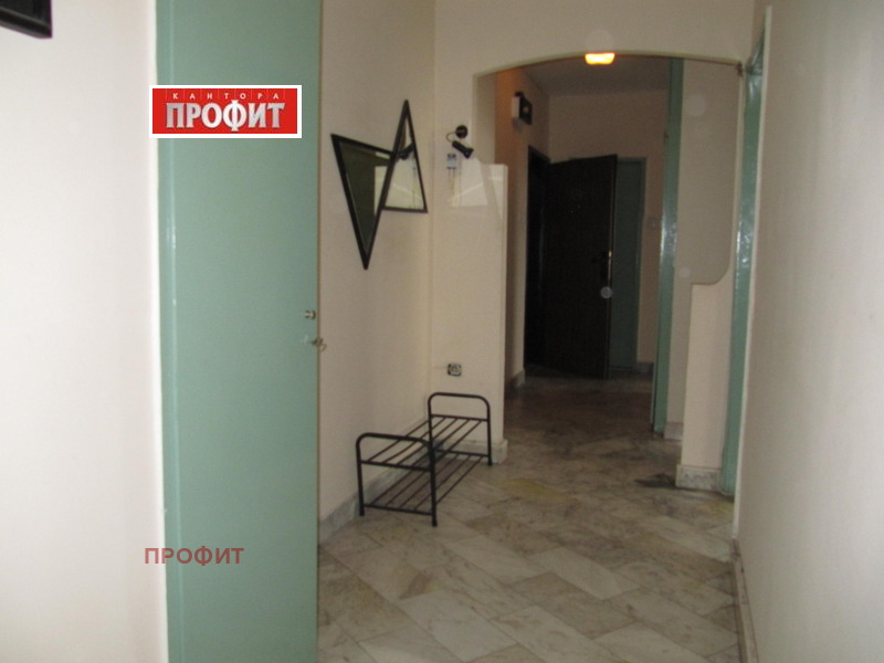 Продава 3-СТАЕН, гр. Пловдив, Тракия, снимка 13 - Aпартаменти - 49279059