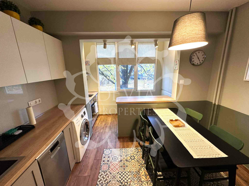 Продава 3-СТАЕН, гр. София, Оборище, снимка 6 - Апартаменти - 53147885