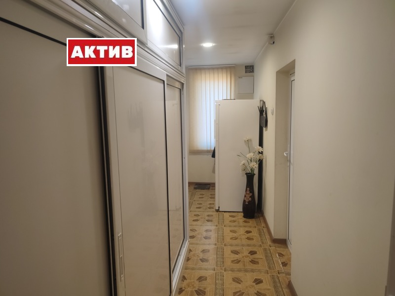 Продава КЪЩА, гр. Търговище, Боровец, снимка 9 - Къщи - 47666755