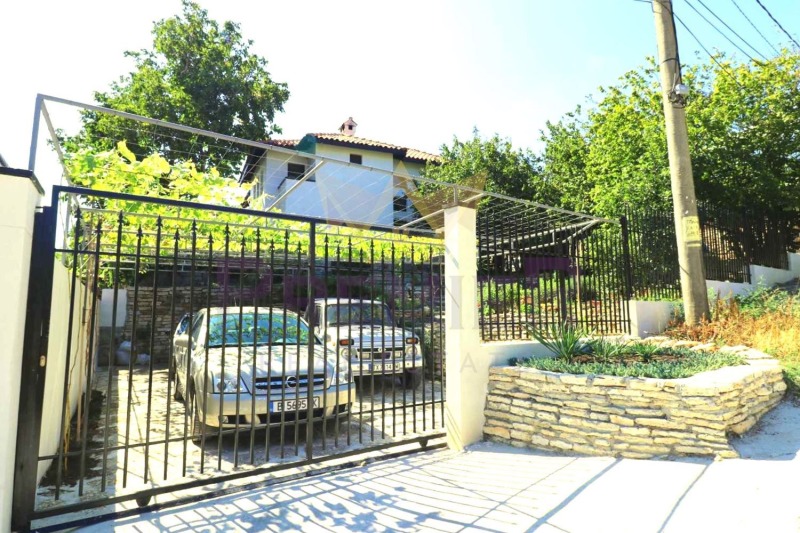 Продава КЪЩА, гр. Балчик, област Добрич, снимка 9 - Къщи - 53086306