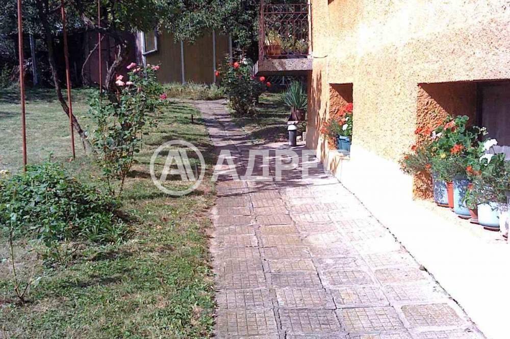 House for Sale in Chernovo, Sofia Province