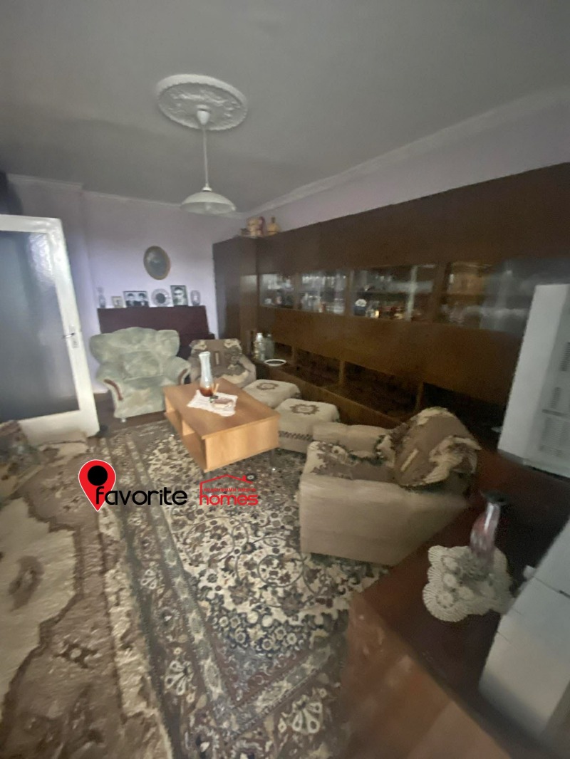 Продава 3-СТАЕН в област Шумен, гр. Нови пазар - 79 кв.м / 70 000 € » 136 908.10 лв., ФАВОРИТ НЕДВИЖИМИ ИМОТИ