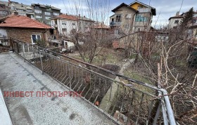 Hus Nikola Vazharov, Kyustendil 7