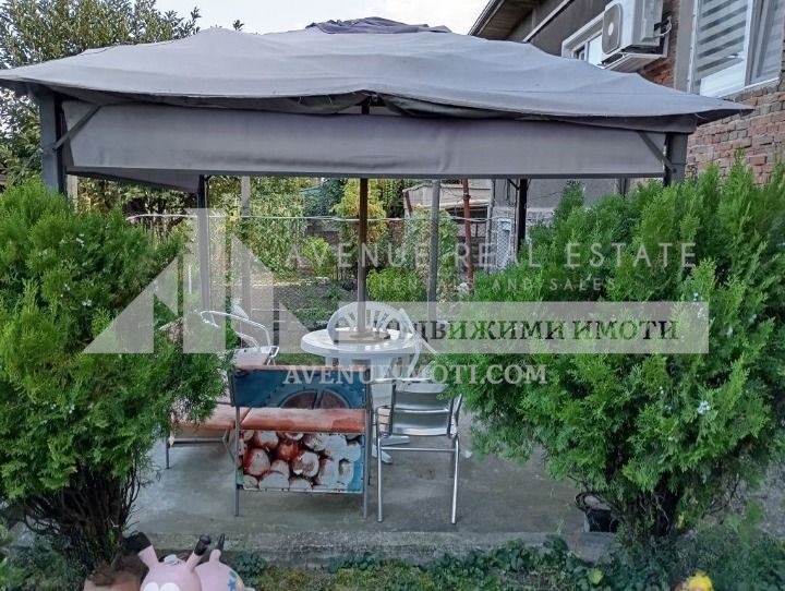 Продава ЕТАЖ ОТ КЪЩА, гр. Пещера, област Пазарджик, снимка 10 - Етаж от къща - 52519320