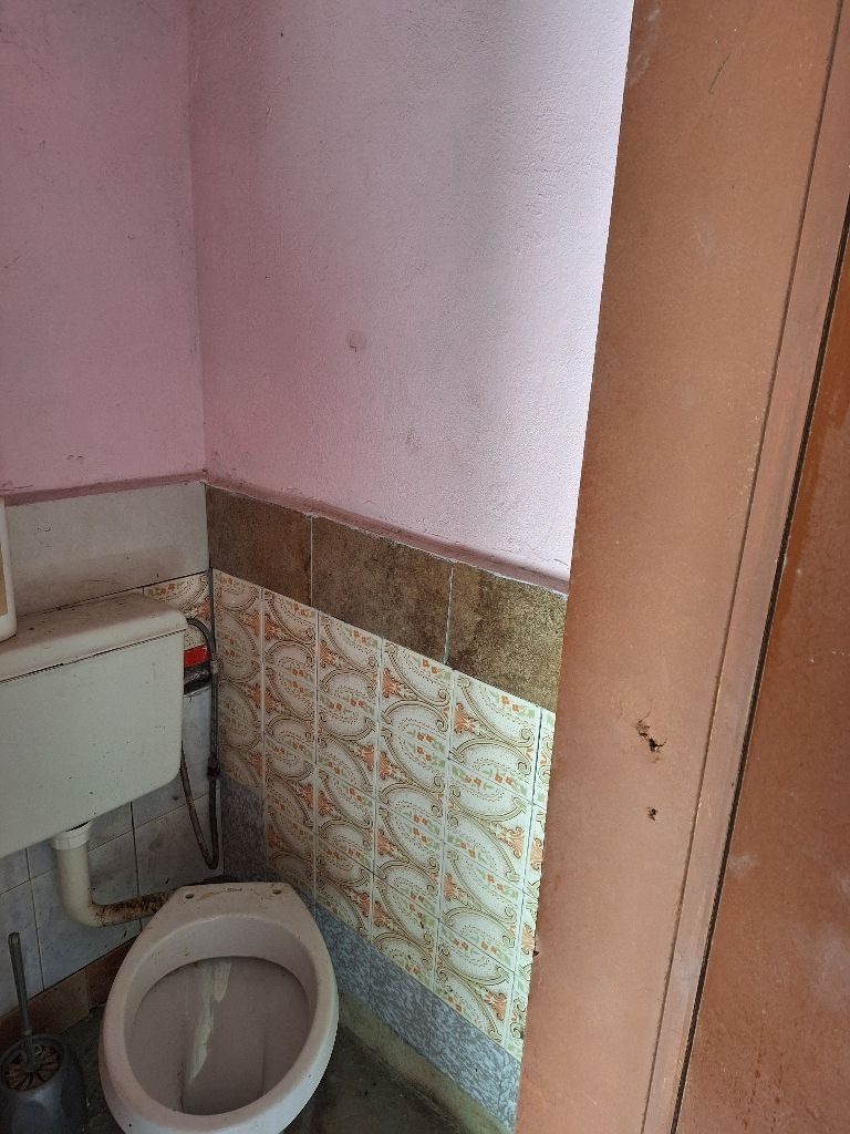 Продава ЕТАЖ ОТ КЪЩА, гр. Варна, Окръжна болница-Генерали, снимка 7 - Етаж от къща - 54923535