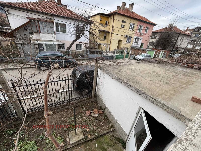 Продава  Къща град Кюстендил , Никола Въжаров , 150 кв.м | 33065500 - изображение [9]