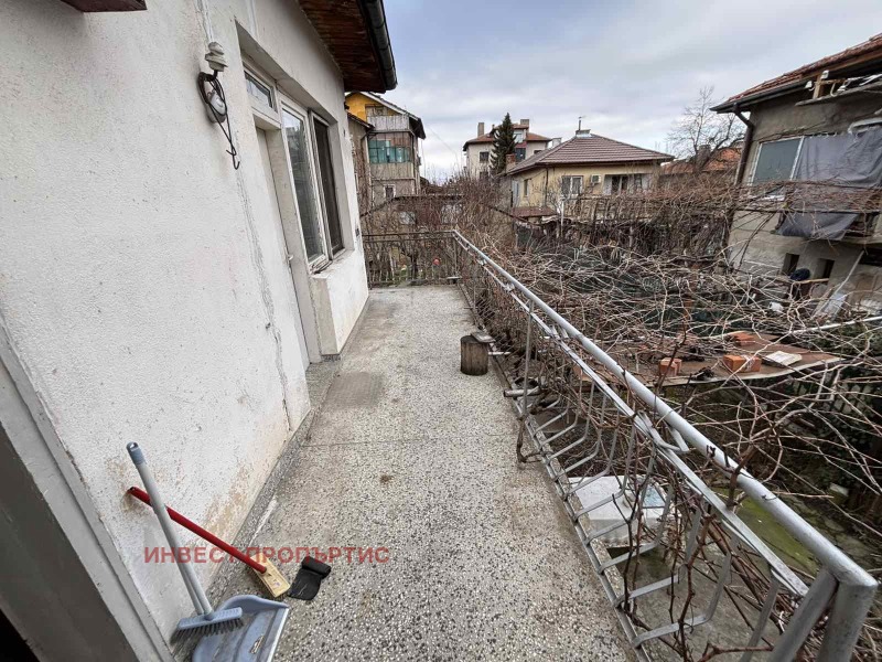 Продава  Къща град Кюстендил , Никола Въжаров , 150 кв.м | 33065500 - изображение [10]