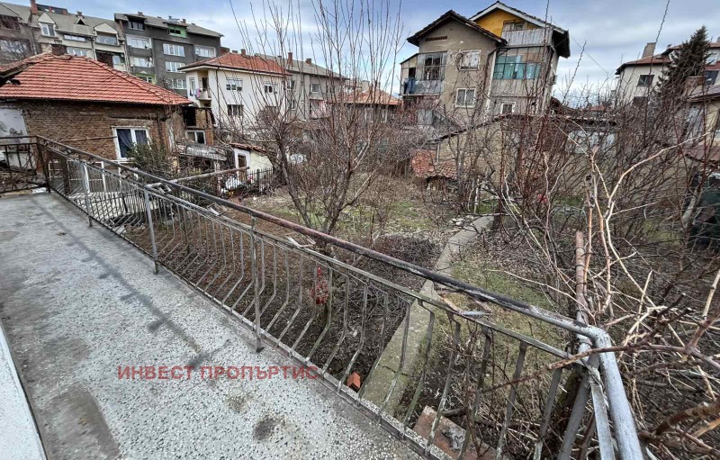 Продава  Къща град Кюстендил , Никола Въжаров , 150 кв.м | 33065500 - изображение [7]
