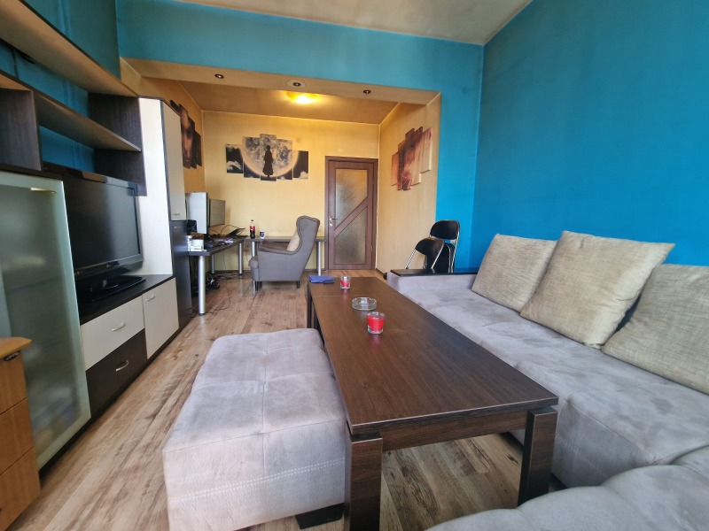Продава  2-стаен град София , Център , 60 кв.м | 91602064