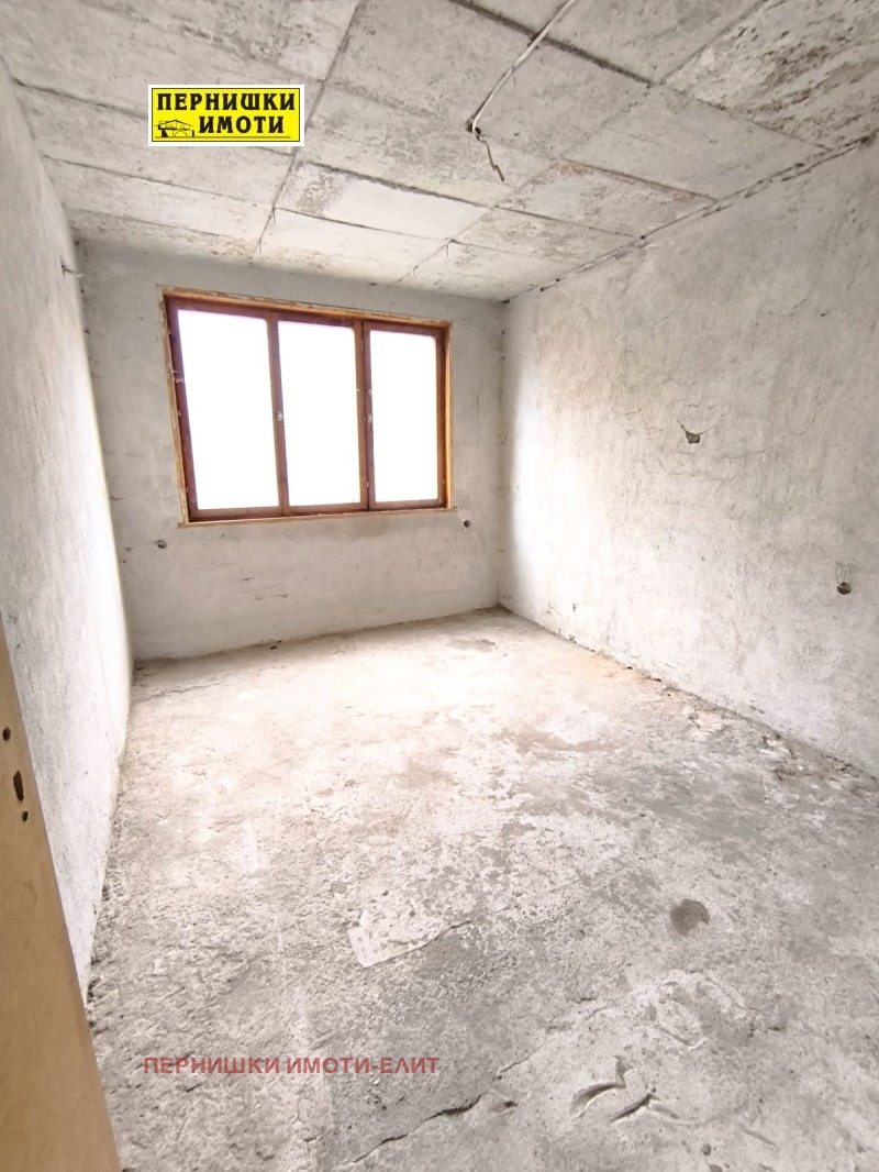 Продава КЪЩА, гр. Перник, Нов Драгановец, снимка 3 - Къщи - 52391472