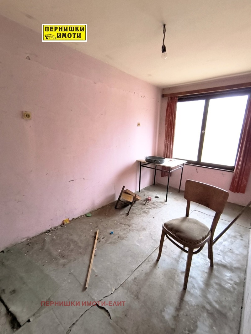 Продава КЪЩА, гр. Перник, Нов Драгановец, снимка 4 - Къщи - 52391472