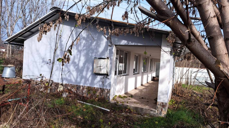 Продава КЪЩА, с. Яздач, област Стара Загора