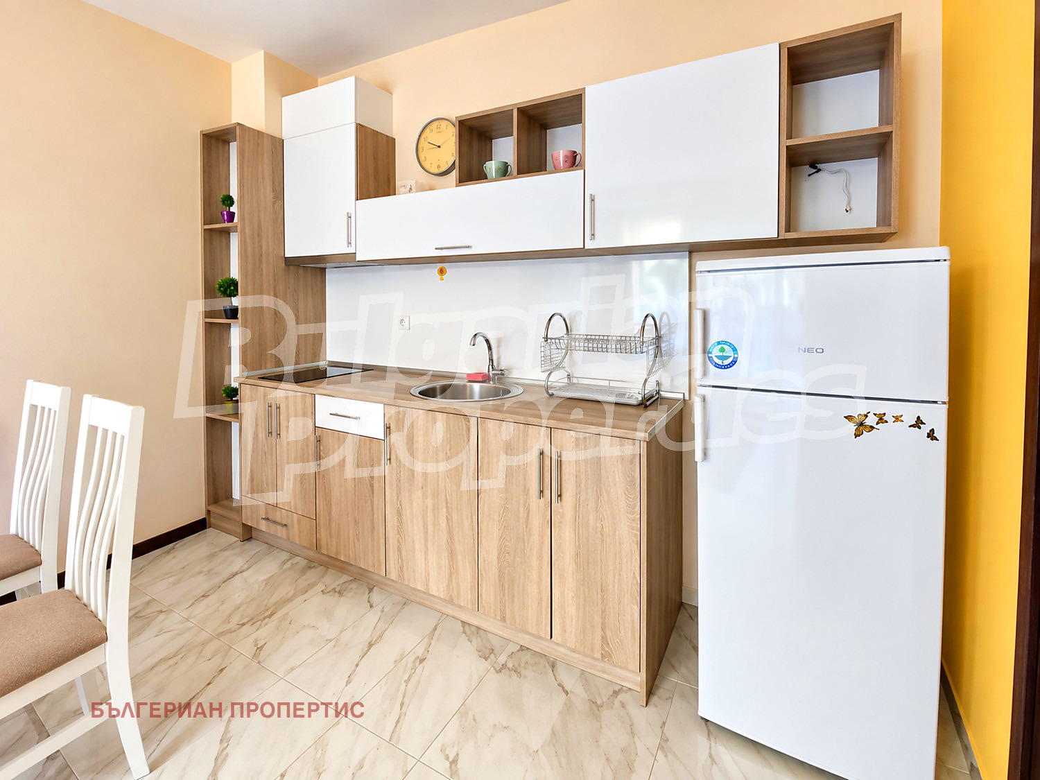 Продава 2-СТАЕН, гр. Приморско, област Бургас, снимка 2 - Апартаменти - 56267014