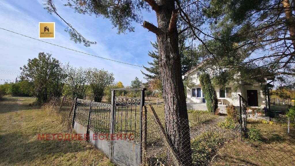 Продава КЪЩА, с. Негованци, област Перник, снимка 8 - Къщи - 56242617