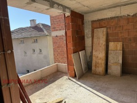 2 bedroom Mladezhki halm, Haskovo 1