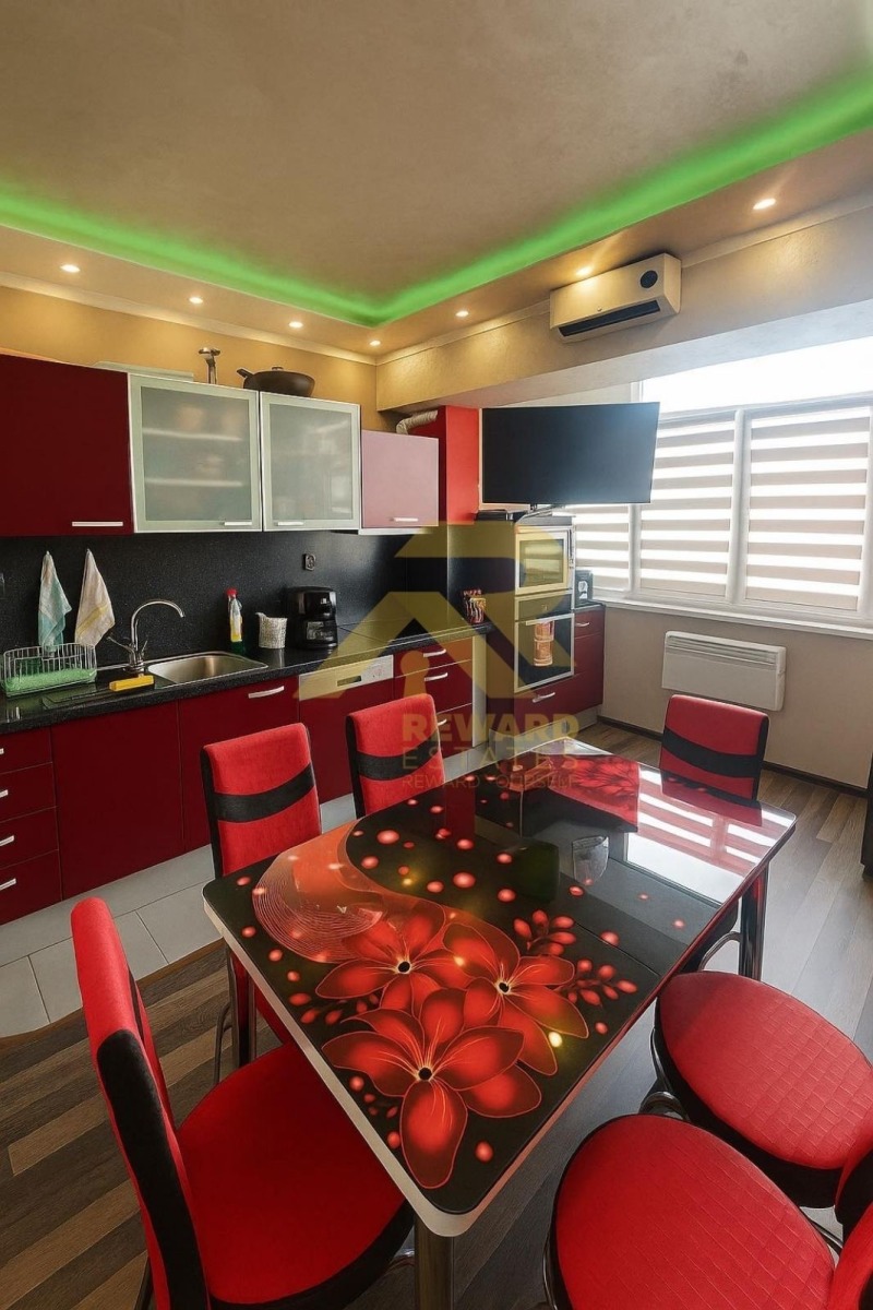 Продава  2-стаен град Перник , Изток , 54 кв.м | 68967049
