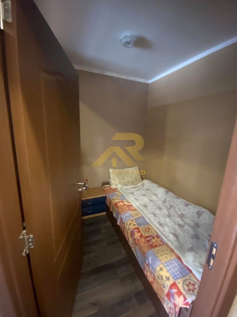 Продава  2-стаен град Перник , Изток , 54 кв.м | 68967049 - изображение [3]