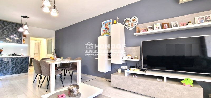 For Sale  2 bedroom Plovdiv , Hristo Smirnenski , 97 sq.m | 10626257 - image [3]