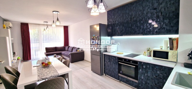 For Sale  2 bedroom Plovdiv , Hristo Smirnenski , 97 sq.m | 10626257 - image [2]