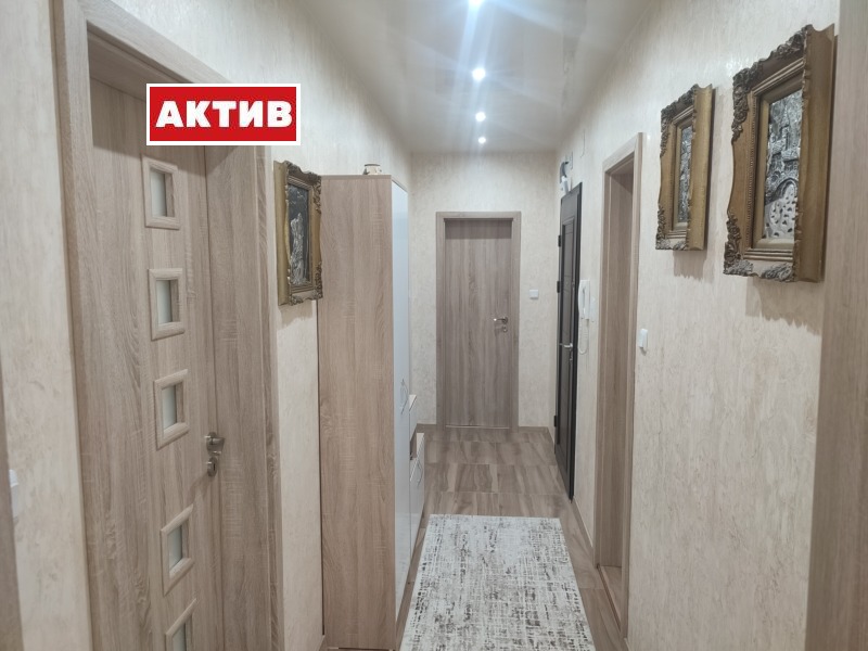 Продава 3-СТАЕН, гр. Търговище, Вароша, снимка 14 - Aпартаменти - 49511881