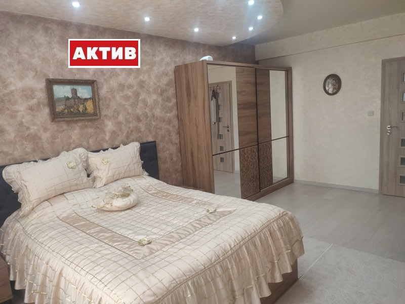 Продава 3-СТАЕН, гр. Търговище, Вароша, снимка 6 - Aпартаменти - 49511881