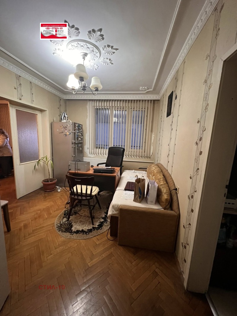 Продава 4-СТАЕН, гр. Шумен, Куршун чешма, снимка 7 - Апартаменти - 52512392