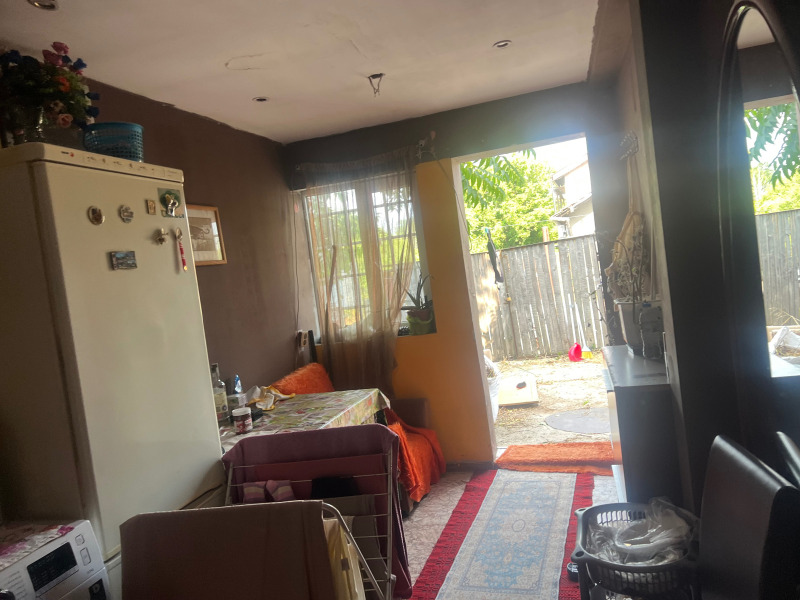 Продава  Етаж от къща град София , Орландовци , 47 кв.м | 87813590 - изображение [2]