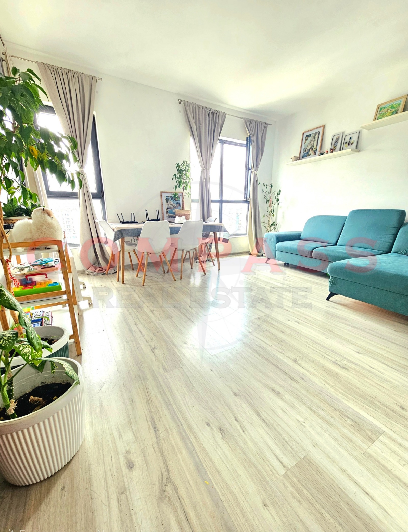 Продава 4-СТАЕН, гр. Варна, Бриз