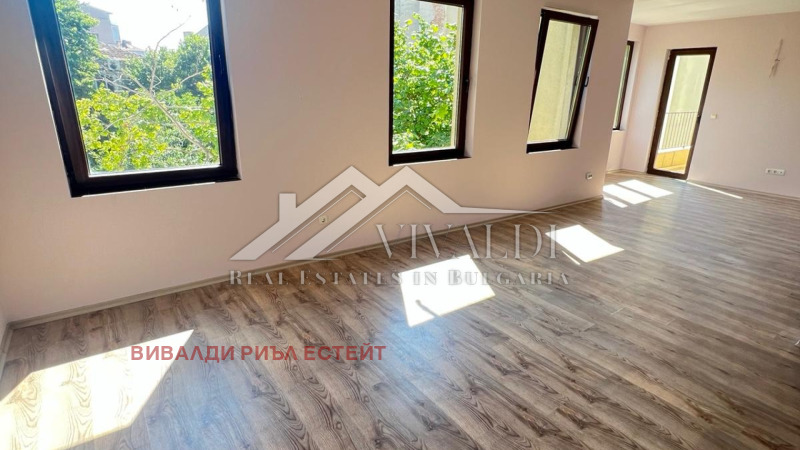 Продава 4-СТАЕН, гр. Варна, Център, снимка 5 - Апартаменти - 52806505