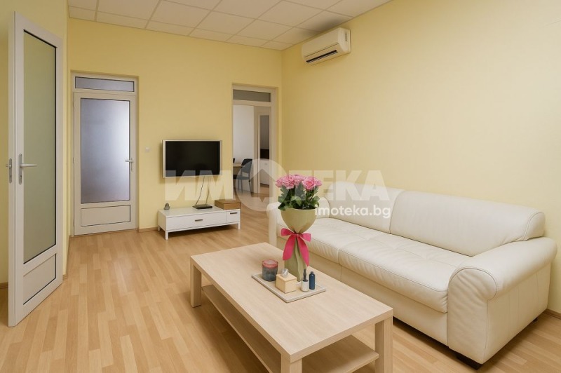 Продава МНОГОСТАЕН, гр. София, Център, снимка 3 - Апартаменти - 52605532