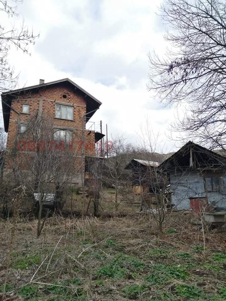 Продава  Къща област София , гр. Сливница , 183 кв.м | 12207226