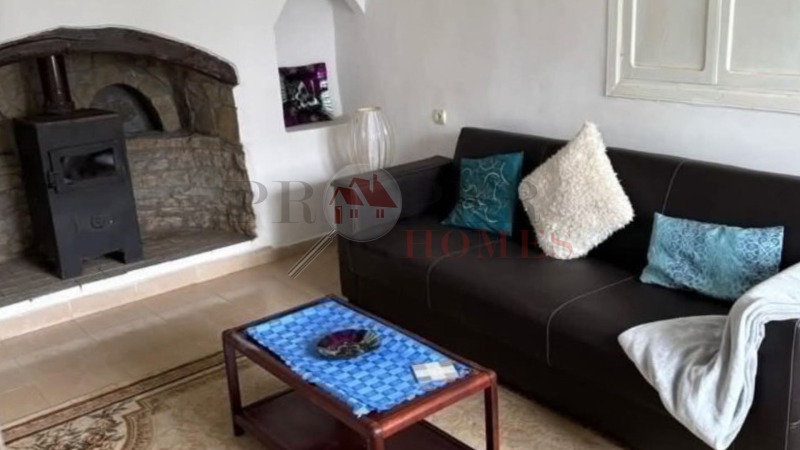 Продава КЪЩА, с. Ресен, област Велико Търново, снимка 10 - Къщи - 52622650