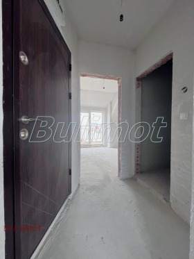 1 chambre Tsentar, Varna 9