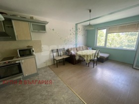 1 dormitor Levsci 1, Varna